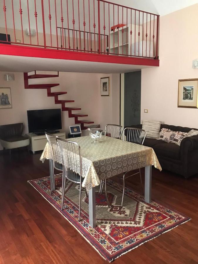 Апартаменты Zappala' Gemelli House Катания Экстерьер фото